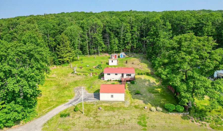821 China Rd, Albion, ME 04910 - 2 Beds, 1 Bath