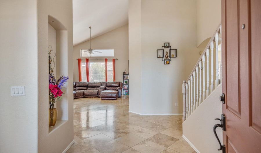 6911 W DEL RIO St, Chandler, AZ 85226 - 4 Beds, 3 Bath