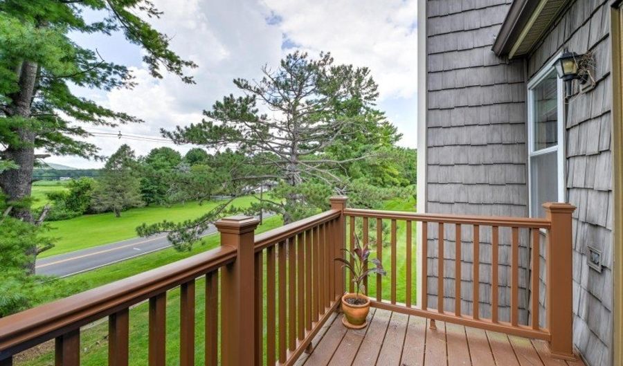 16 Great Horned Owl Ct, Allamuchy Twp., NJ 07840 - 2 Beds, 2 Bath