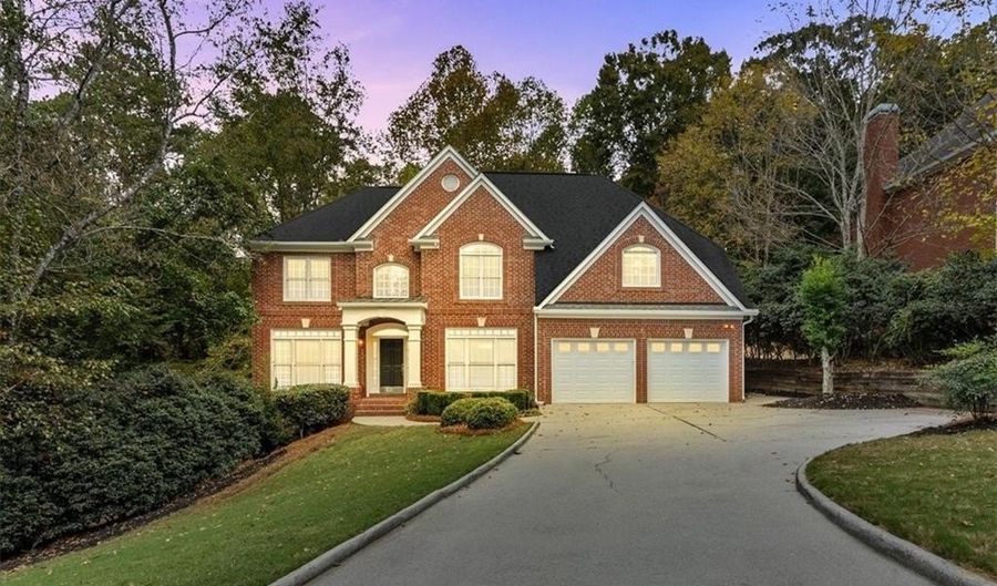 3425 Kingsland Cir, Berkeley Lake, GA 30096 - 5 Beds, 5 Bath