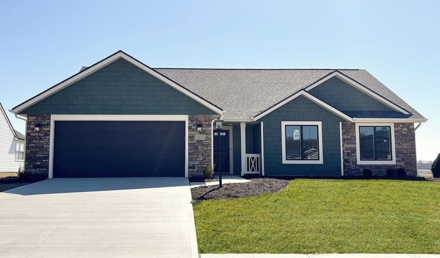 3428 Beowulf Run, Auburn, IN 46706 - 3 Beds, 2 Bath