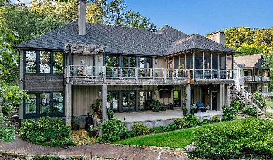 551 RIDGE Dr, Arley, AL 35541 - 5 Beds, 4 Bath