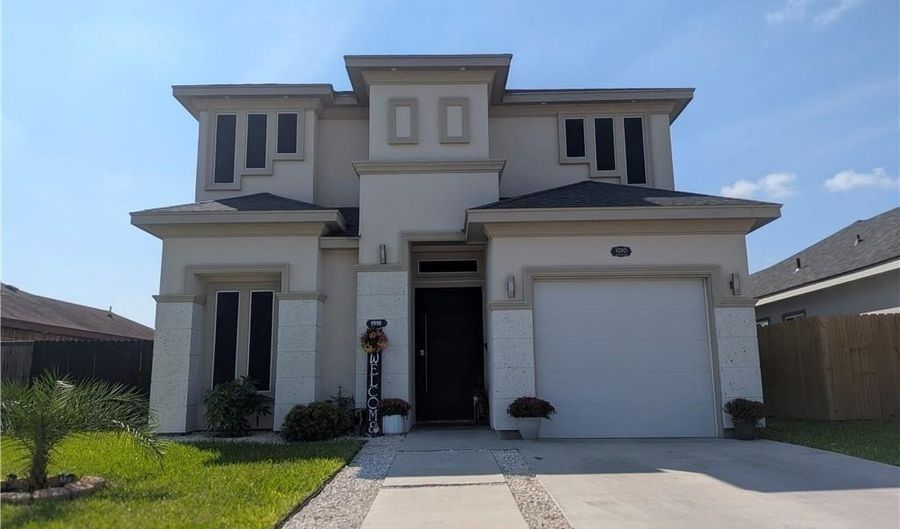 1010 W Franklin Ave, Alton, TX 78573 - 3 Beds, 3 Bath