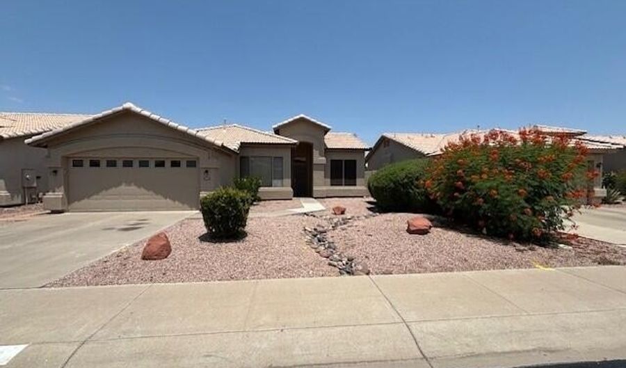 2162 W DUBLIN Ln, Chandler, AZ 85224 - 3 Beds, 2 Bath