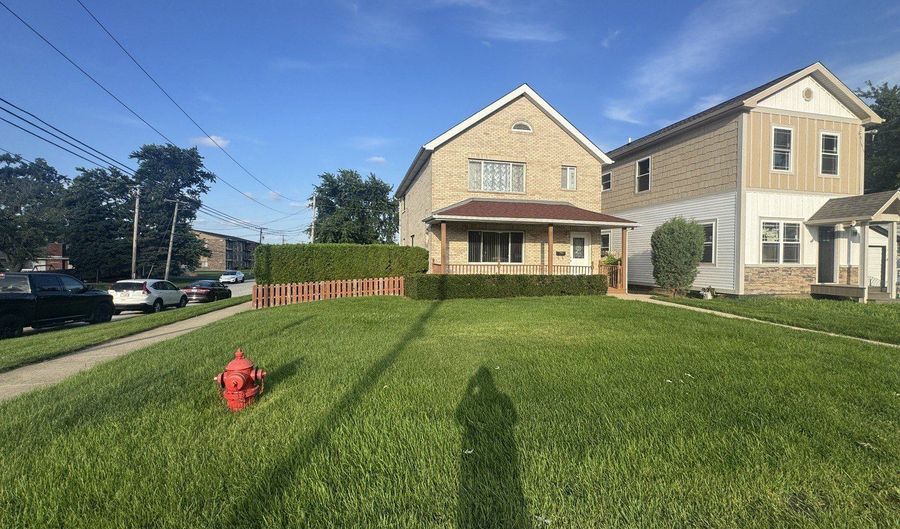 12203 S MCDANIEL St, Alsip, IL 60803 - 3 Beds, 3 Bath