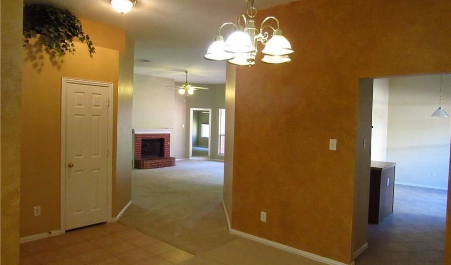 1811 Lake Travis Dr, Allen, TX 75002 - 4 Beds, 2 Bath