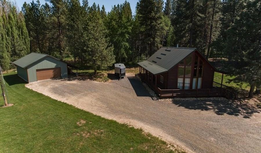 165 Clear Creek Rd, Cascade, ID 83611 - 4 Beds, 3 Bath