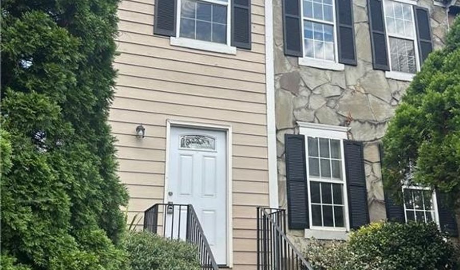 3175 Kingswood Gln, Decatur, GA 30034 - 3 Beds, 3 Bath