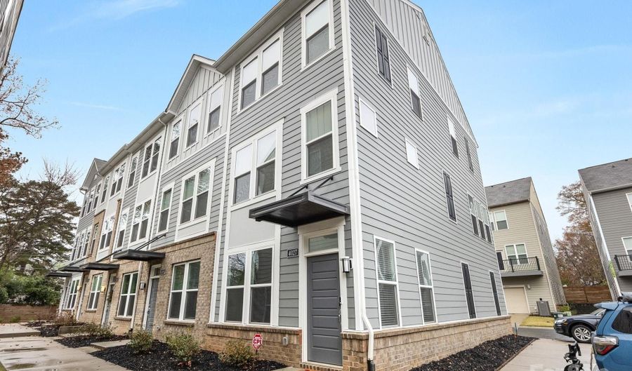 4027 Capital Ridge Ct 10, Charlotte, NC 28205 - 2 Beds, 2 Bath