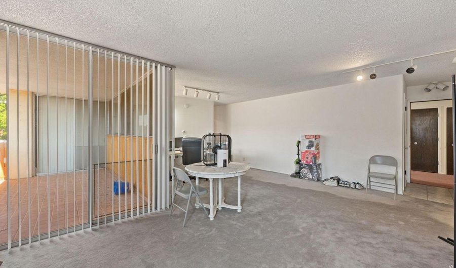 850 20th St 202, Boulder, CO 80302 - 2 Beds, 2 Bath