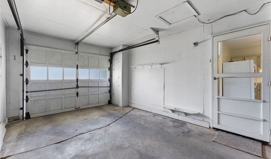 2610 Center Ave, Alliance, OH 44601 - 3 Beds, 1 Bath