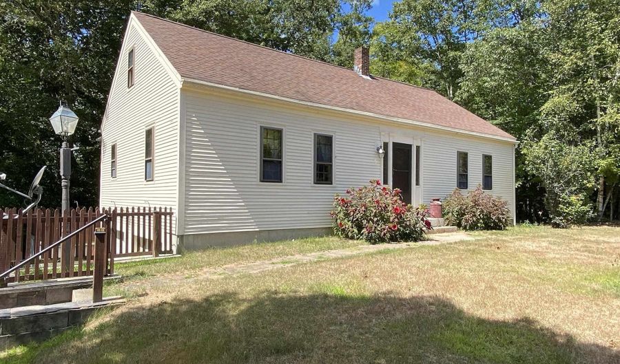 8 Jodi Dr, Belmont, NH 03220 - 3 Beds, 2 Bath