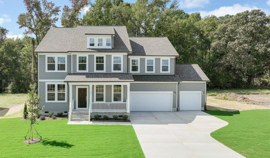 380 Shelby Meadow Ln, Angier, NC 27501 - 4 Beds, 5 Bath