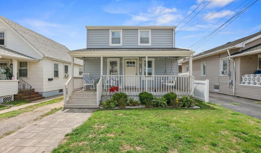 107 17th Ave Winter, Belmar, NJ 07719 - 5 Beds, 2 Bath