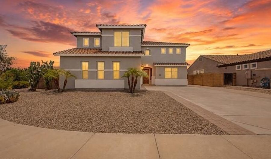 3715 E BLUEBIRD Pl, Chandler, AZ 85286 - 5 Beds, 4 Bath