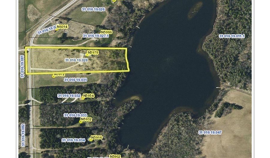 N5978 W ALASKA LAKE Road, Algoma, WI 54201 - 2 Beds, 2 Bath