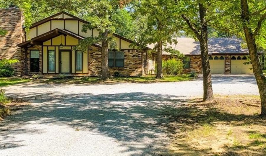214 Edna Mae Ln, Bartlesville, OK 74003 - 3 Beds, 3 Bath