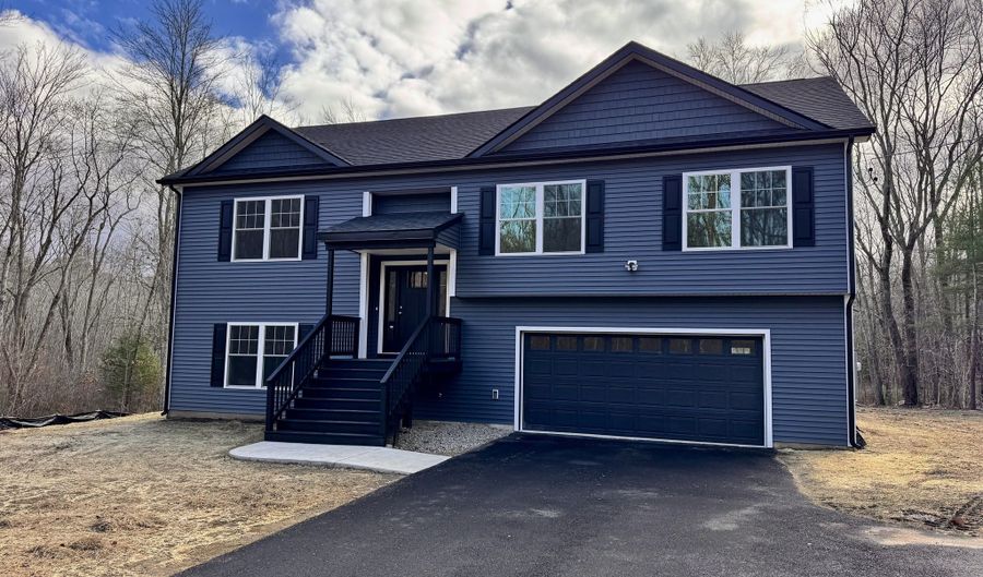 67 Paradise Dr, Brooklyn, CT 06234 - 4 Beds, 3 Bath