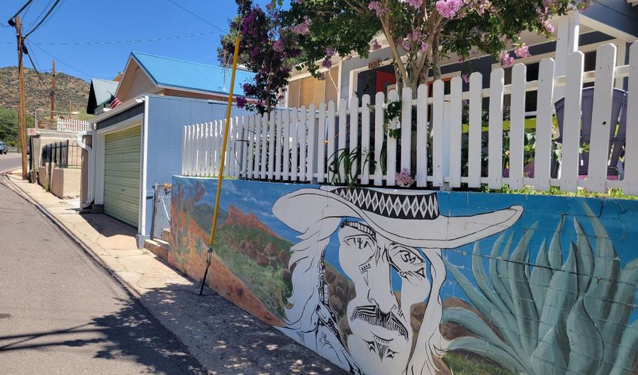 721 Tombstone Cyn, Bisbee, AZ 85603 - 2 Beds, 1 Bath