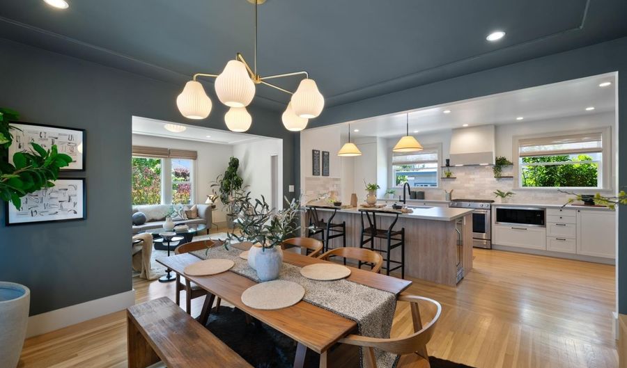 2621 Encinal Ave, Alameda, CA 94501 - 2 Beds, 2 Bath
