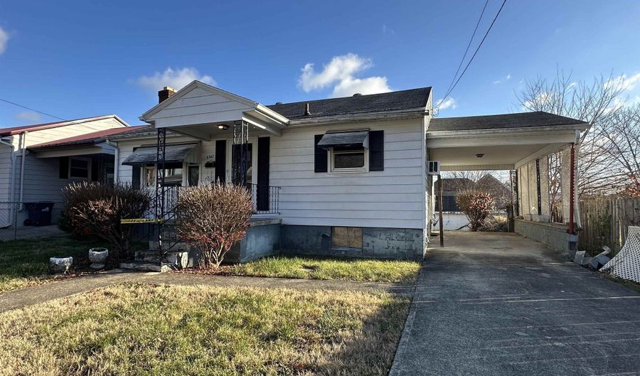 5261 Williams Ave, Ashland, KY 41101 - 2 Beds, 1 Bath