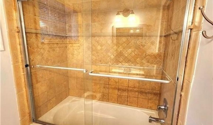 2089 Lenox Rd, Atlanta, GA 30324 - 4 Beds, 3 Bath