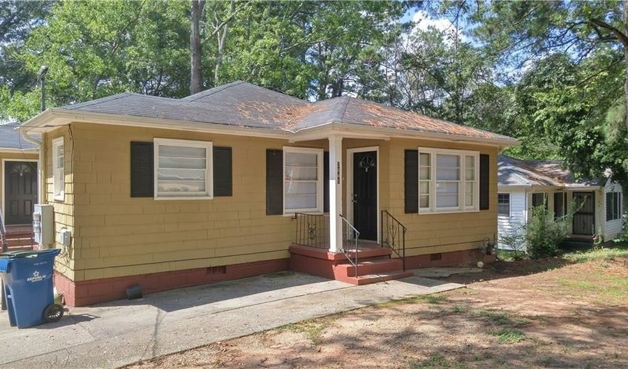 2641 Acadia St A, Atlanta, GA 30344 - 2 Beds, 1 Bath