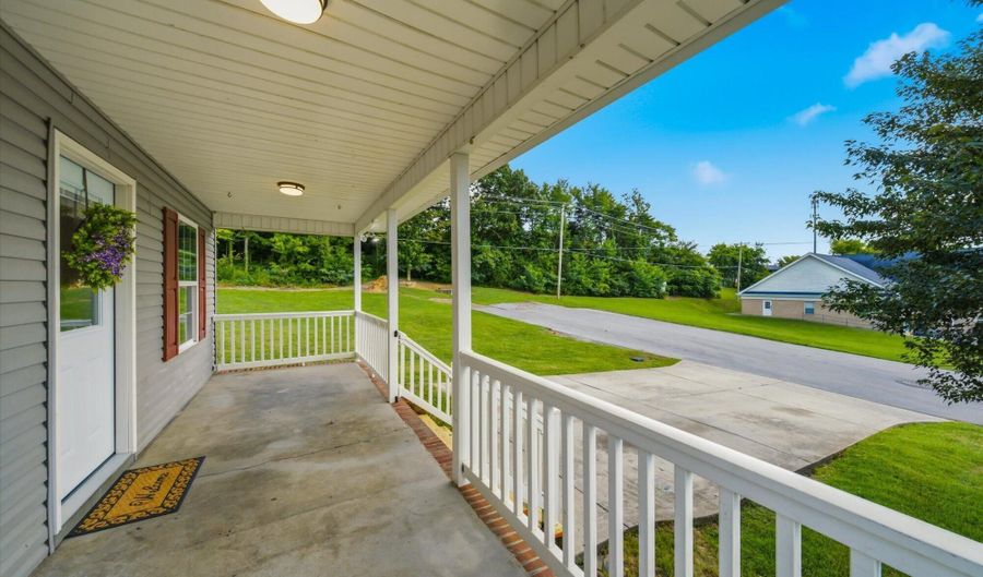 315 Andy Carr Ave, Alcoa, TN 37701 - 4 Beds, 2 Bath