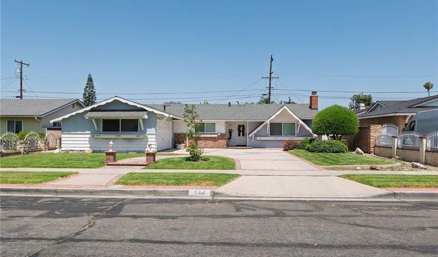 534 S Wayside St, Anaheim, CA 92805 - 3 Beds, 2 Bath