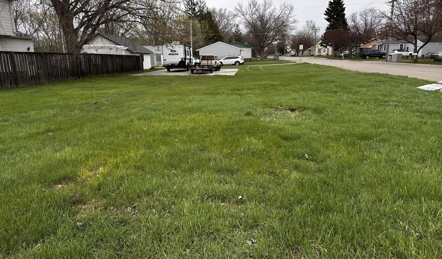 635 S Mccoy St, Aberdeen, SD 57401 - 0 Beds, 0 Bath