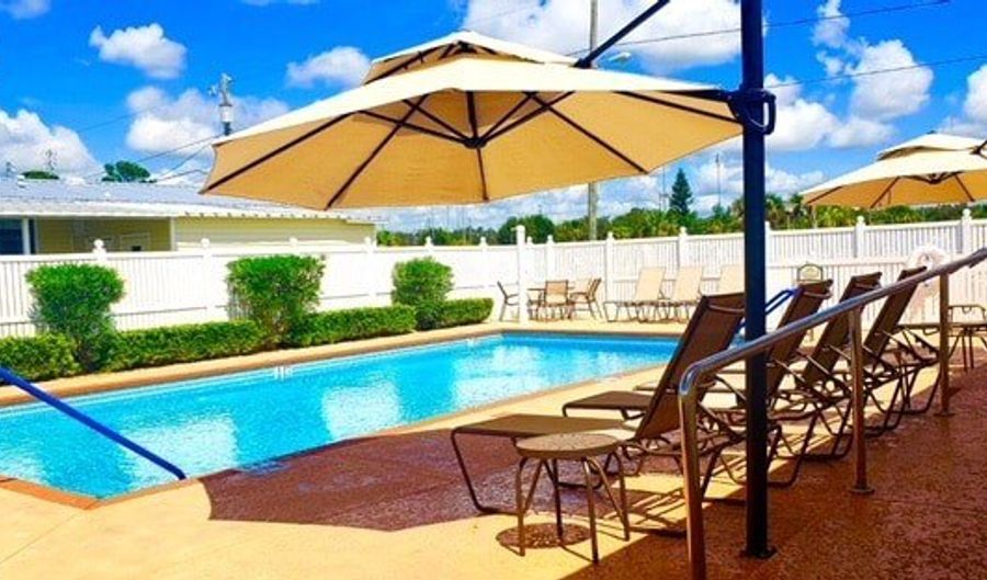 858 S Robert Ave, Avon Park, FL 33825 - 3 Beds, 2 Bath