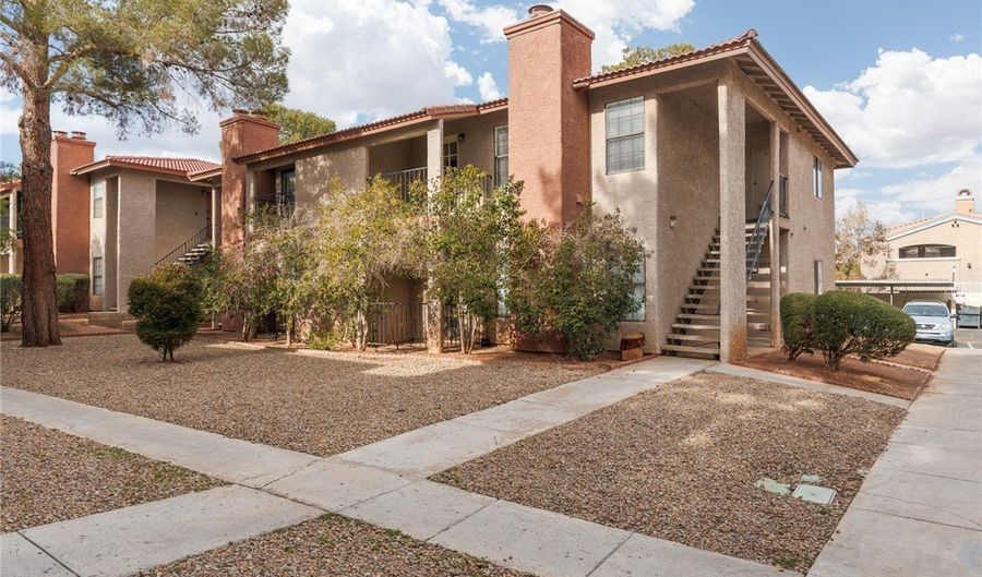 5576 W Rochelle Ave 40D, Las Vegas, NV 89103 - 2 Beds, 2 Bath