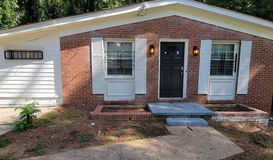 210 Oak, Atlanta, GA 30354 - 4 Beds, 2 Bath