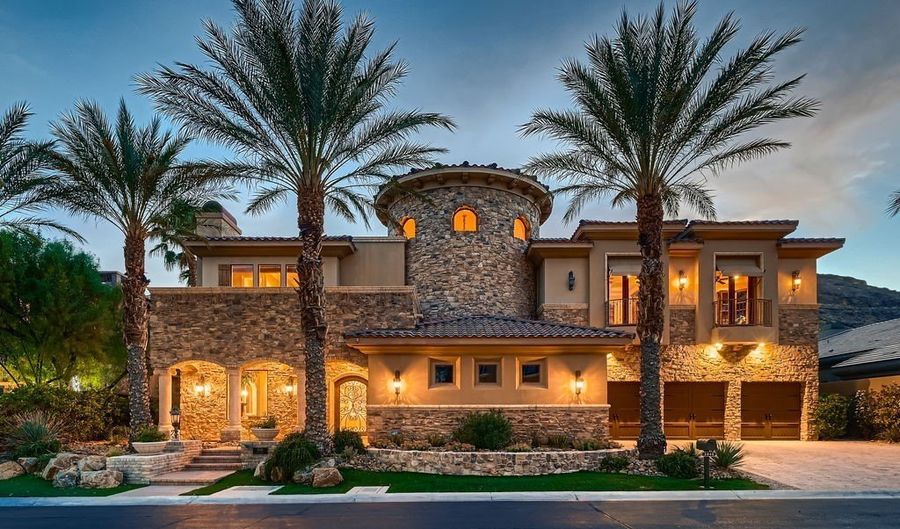 2845 Red Arrow Dr, Las Vegas, NV 89135 - 6 Beds, 9 Bath