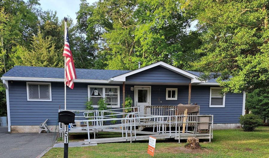 151 Huntley Ave, Bayville, NJ 08721 - 5 Beds, 2 Bath