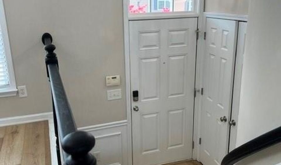1317 Thornborough Dr, Alpharetta, GA 30004 - 3 Beds, 4 Bath