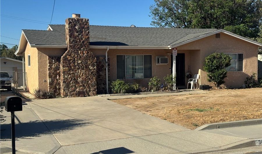 3066 W George St, Banning, CA 92220 - 3 Beds, 1 Bath