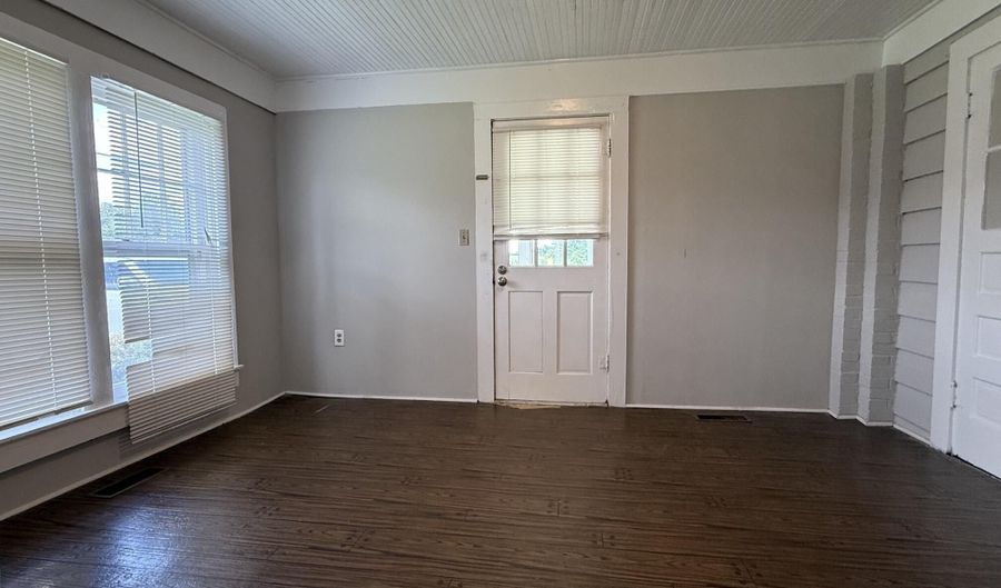 404 Highway 152, Alamo, TN 38001 - 2 Beds, 2 Bath