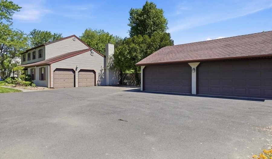 746 WRIGHT Dr, Ambler, PA 19002 - 4 Beds, 3 Bath