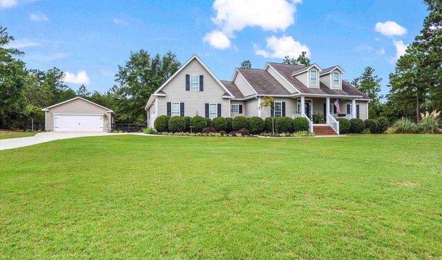 7195 Goldview Dr, Aiken, SC 29801 - 3 Beds, 3 Bath