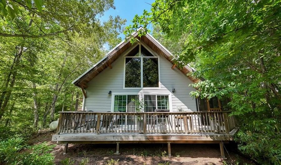 292 Wolf Creek Hts, Almond, NC 28702 - 2 Beds, 2 Bath
