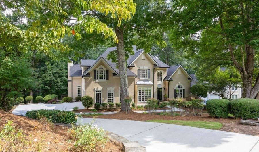 5185 Catalpa Knl, Acworth, GA 30101 - 4 Beds, 3 Bath