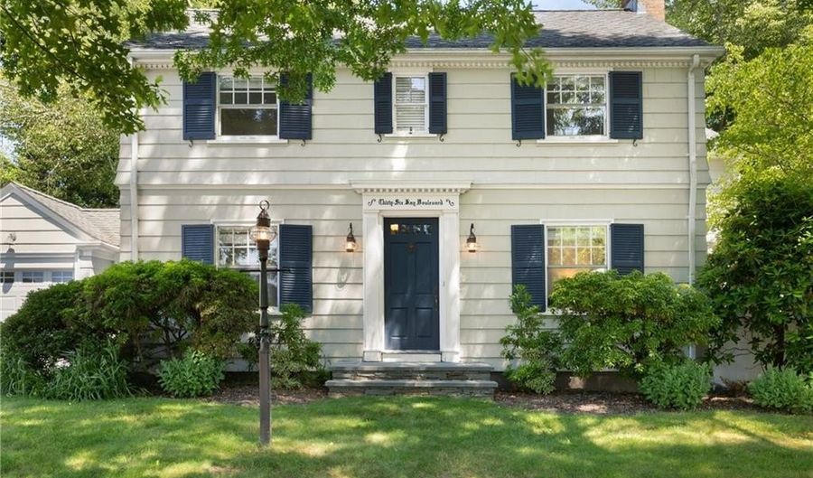 36 Kay Blvd, Newport, RI 02840 - 3 Beds, 3 Bath