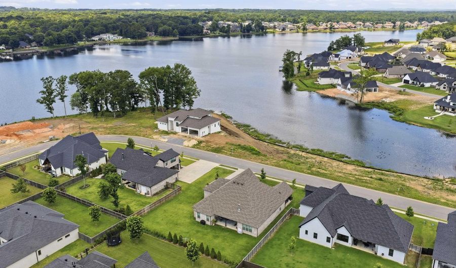 7317 Lake Point Cir, Benton, AR 72019 - 5 Beds, 4 Bath