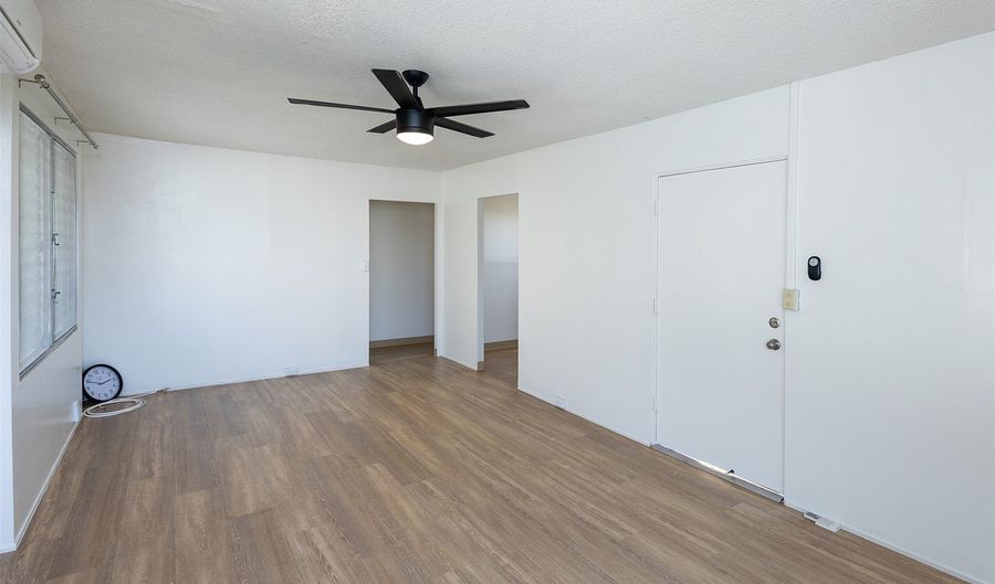 4525 Aliikoa St, Honolulu, HI 96821 - 3 Beds, 1 Bath