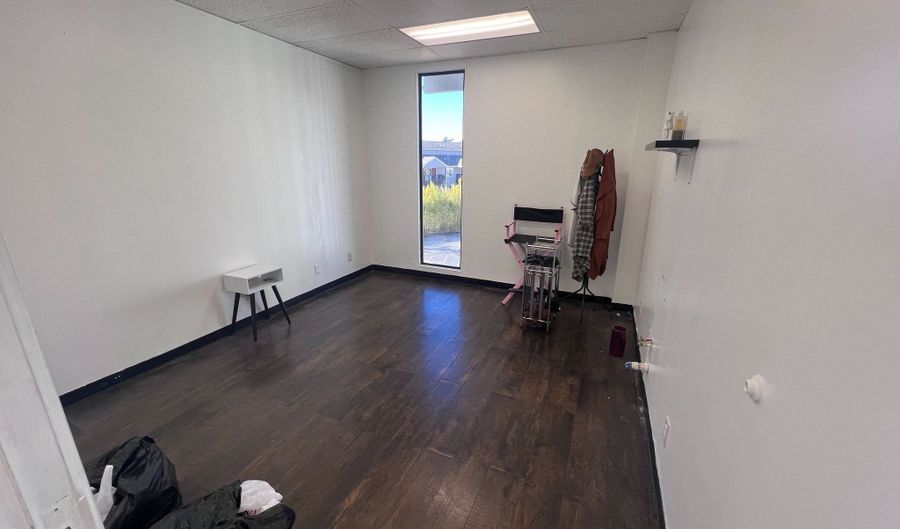 2500 W Broad 407, Athens, GA 30606 - 0 Beds, 0 Bath