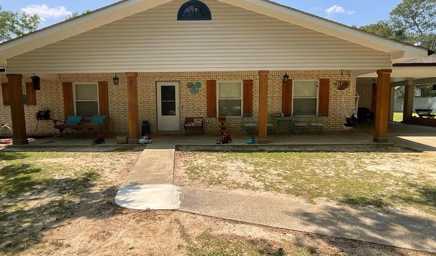 13 PULLENS Rd, Carriere, MS 39426 - 4 Beds, 3 Bath