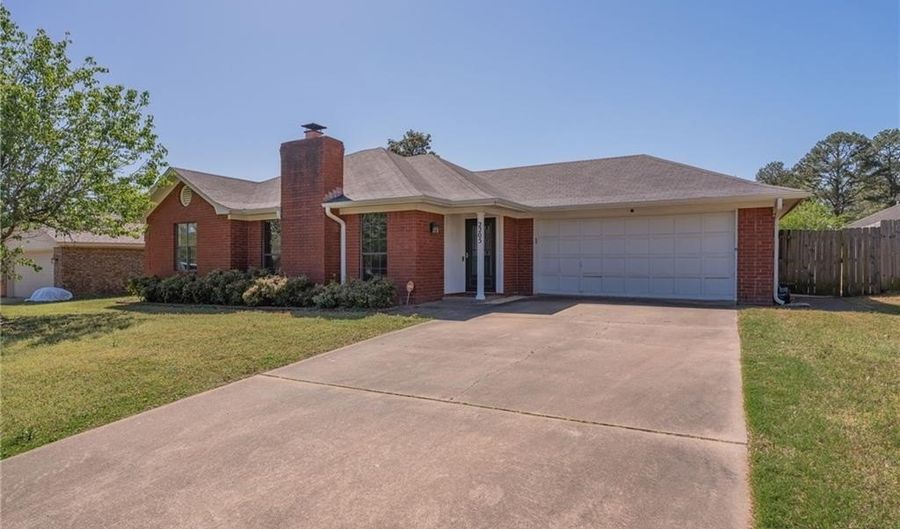 2205 Meadow Ln, Barling, AR 72923 - 3 Beds, 2 Bath