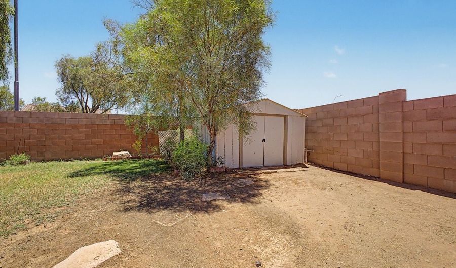 10405 W PRIMROSE Dr, Avondale, AZ 85392 - 4 Beds, 3 Bath