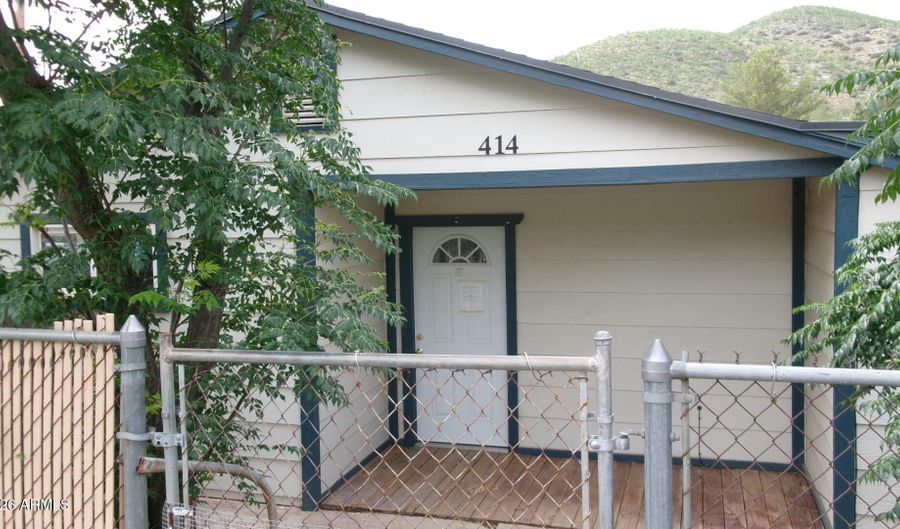414 VAN DYKE St, Bisbee, AZ 85603 - 2 Beds, 1 Bath